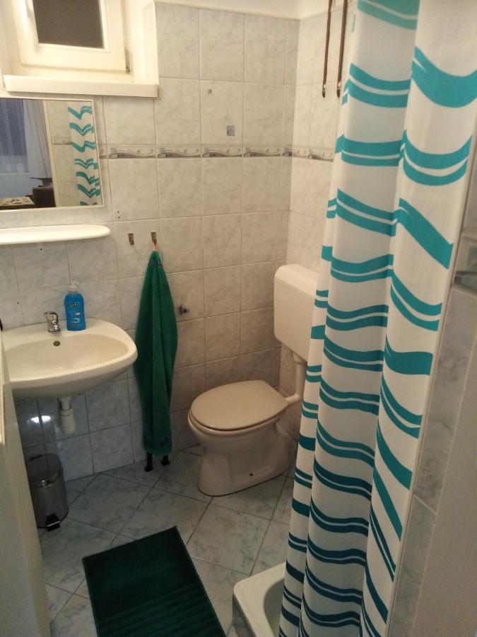 Arinza Apartman Vendégház Mezőkövesd Exterior foto